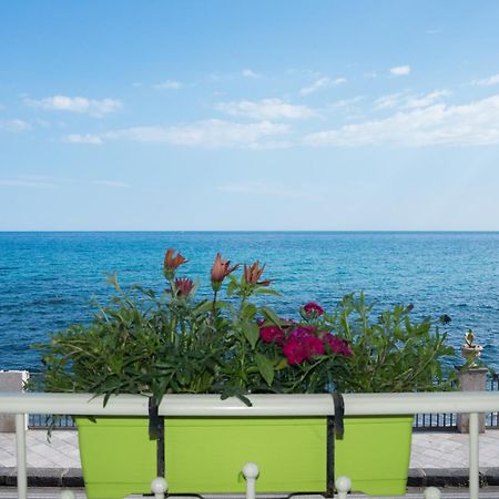 Joanna Studio Flat Giardini Naxos Eksteriør billede
