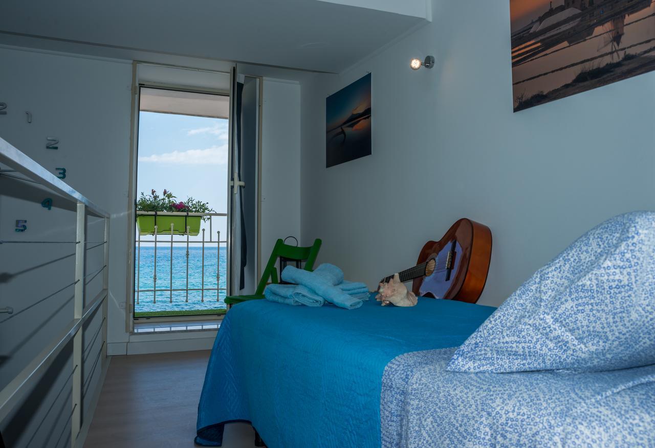Joanna Studio Flat Giardini Naxos Eksteriør billede